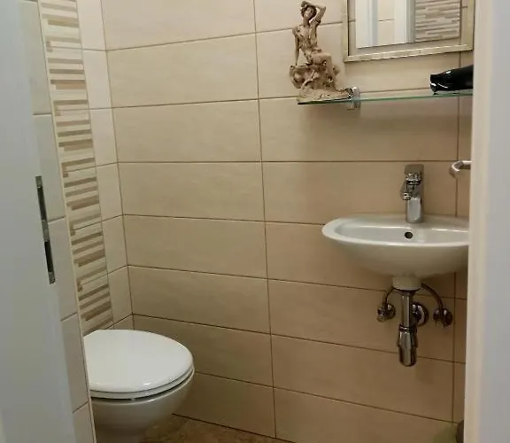 Apartma As アパート *