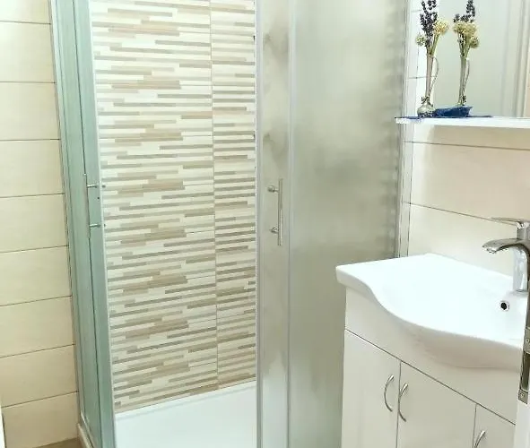 Apartma As Daire Lesce (Upper Carniola)